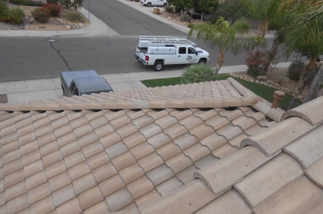 Hiring a reputable roofer near you